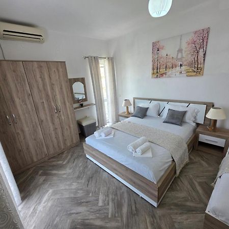 Apartments Cota Guesthouse Ulcinj Exterior photo